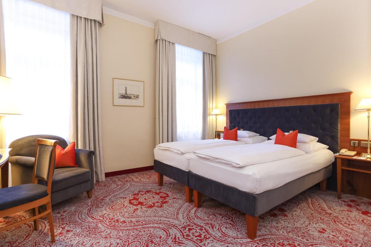 Hotel Kaiserhof Wien Luaran gambar