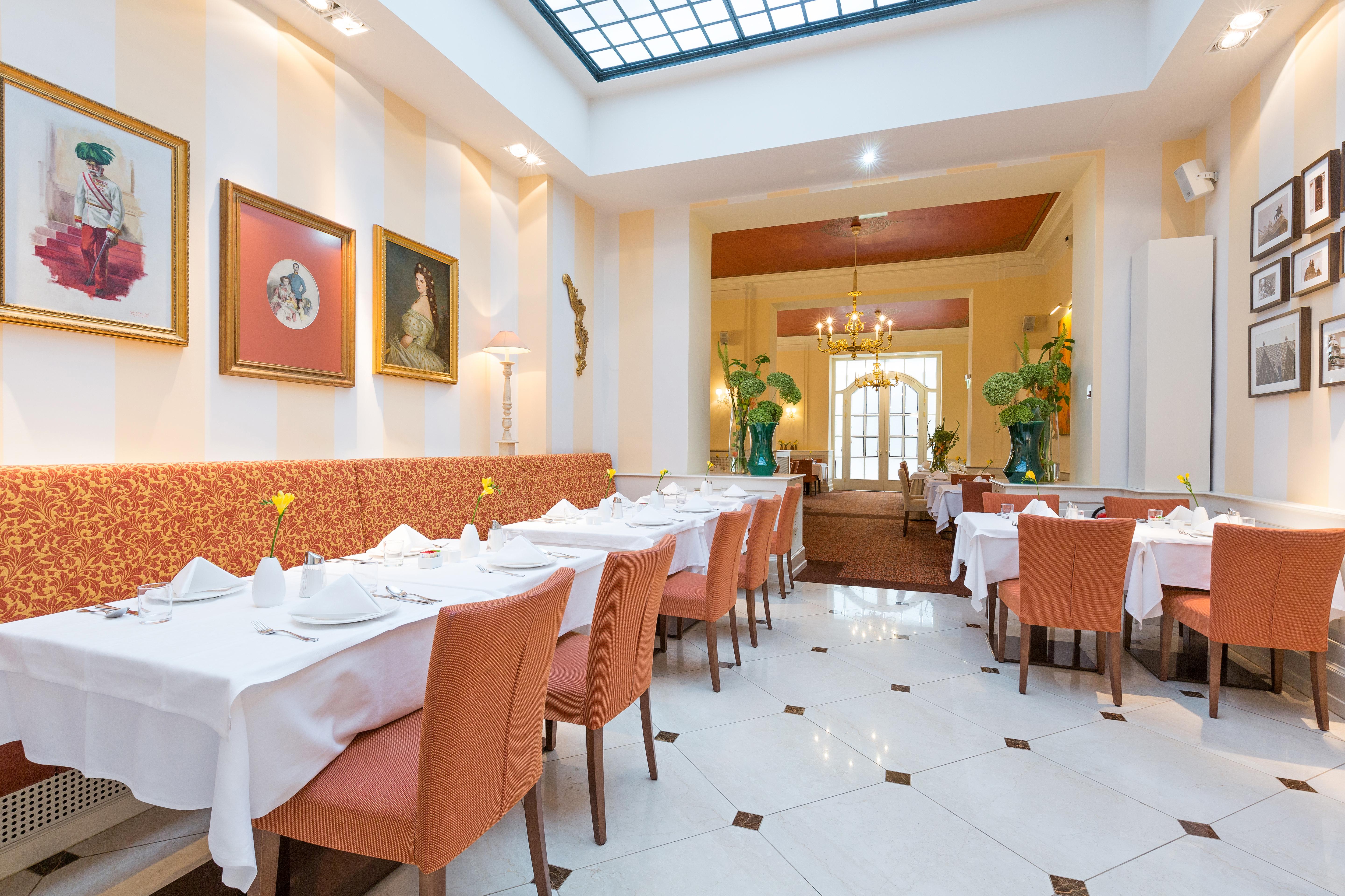 Hotel Kaiserhof Wien Luaran gambar