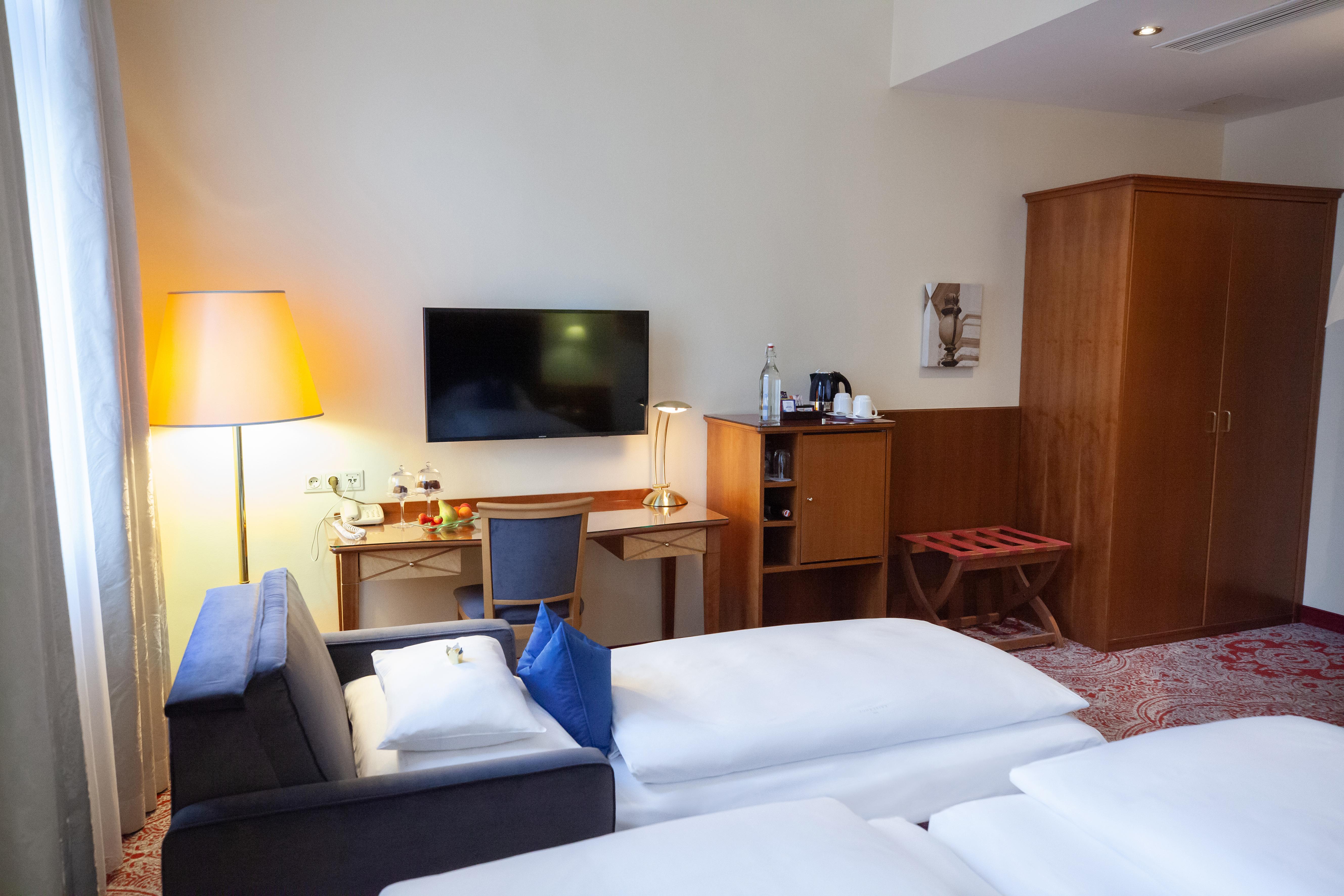 Hotel Kaiserhof Wien Luaran gambar