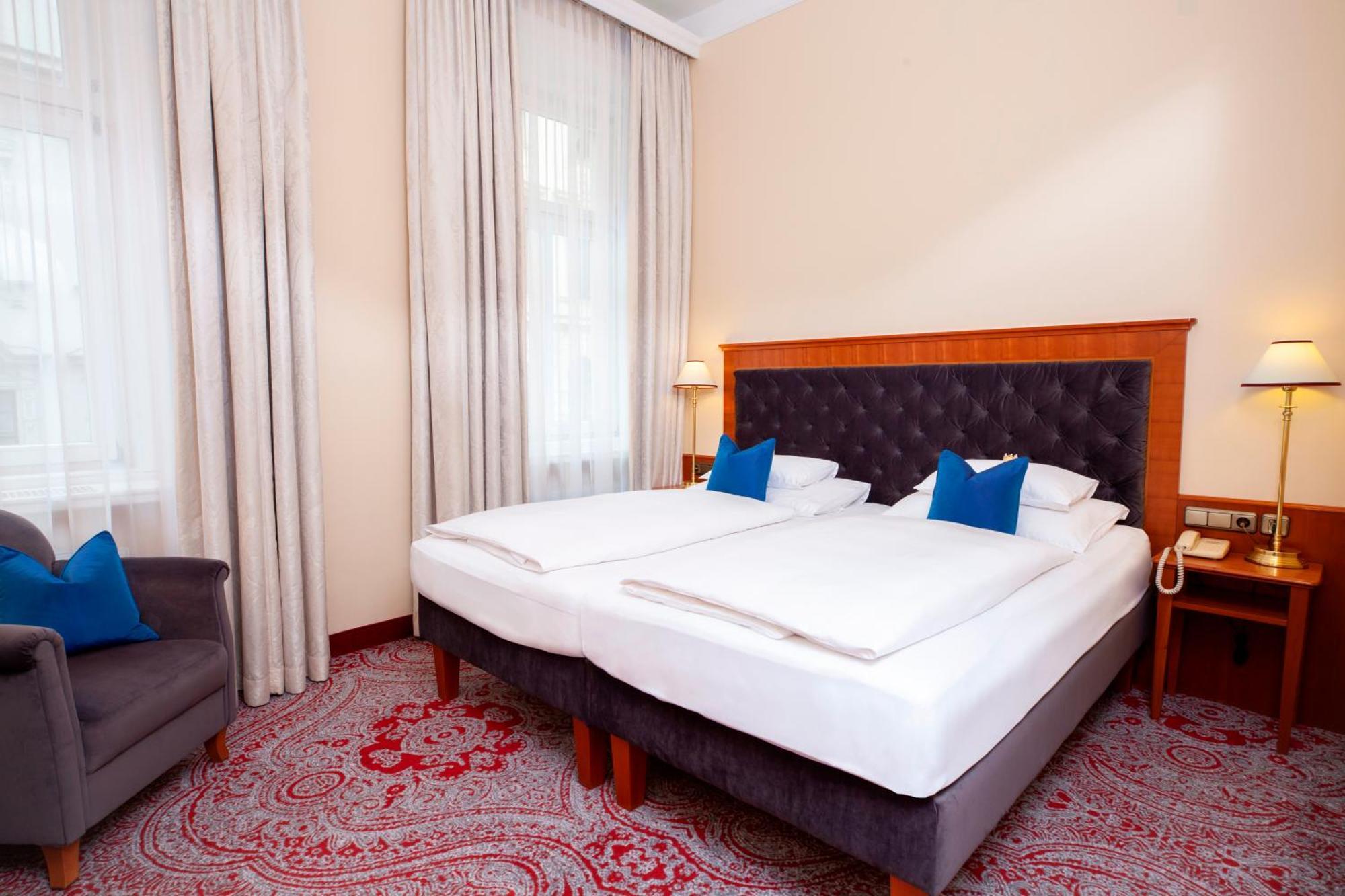 Hotel Kaiserhof Wien Luaran gambar