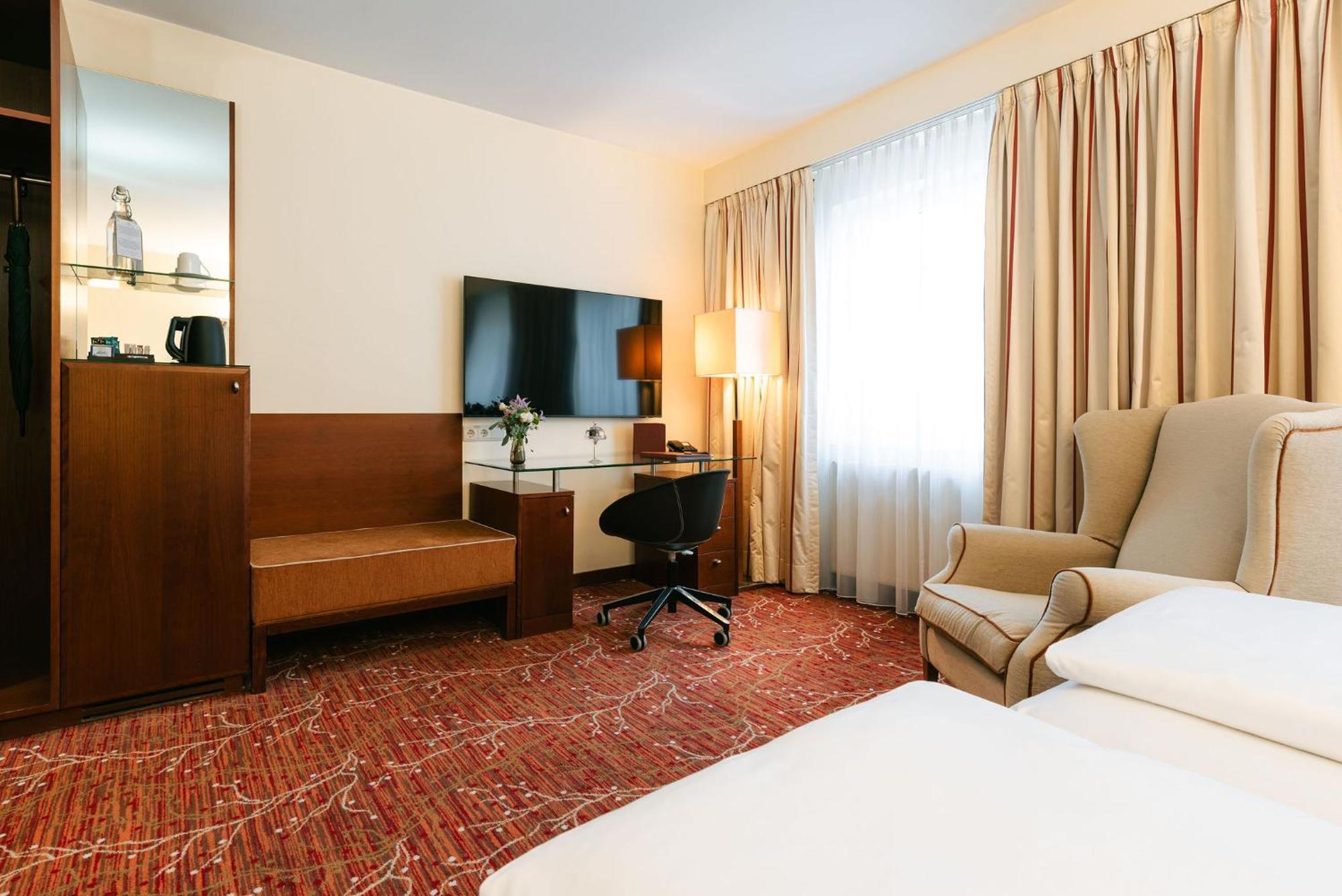 Hotel Kaiserhof Wien Bilik gambar