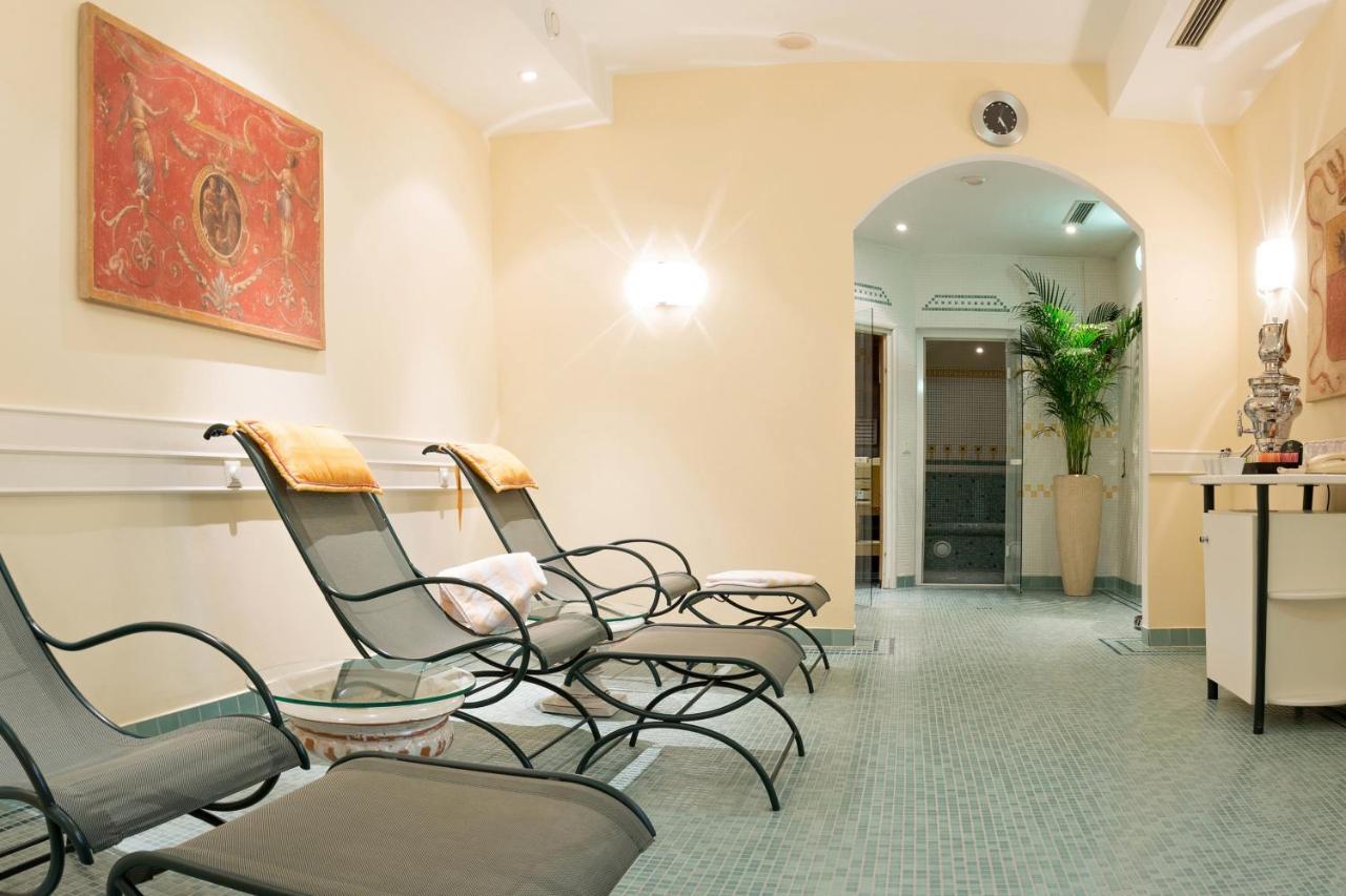 Hotel Kaiserhof Wien Luaran gambar